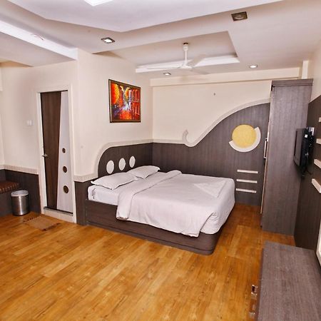 Hotel Vasantham Κοϊμπατόρε Εξωτερικό φωτογραφία