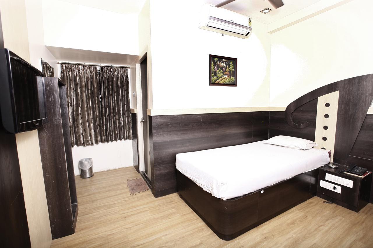 Hotel Vasantham Κοϊμπατόρε Εξωτερικό φωτογραφία