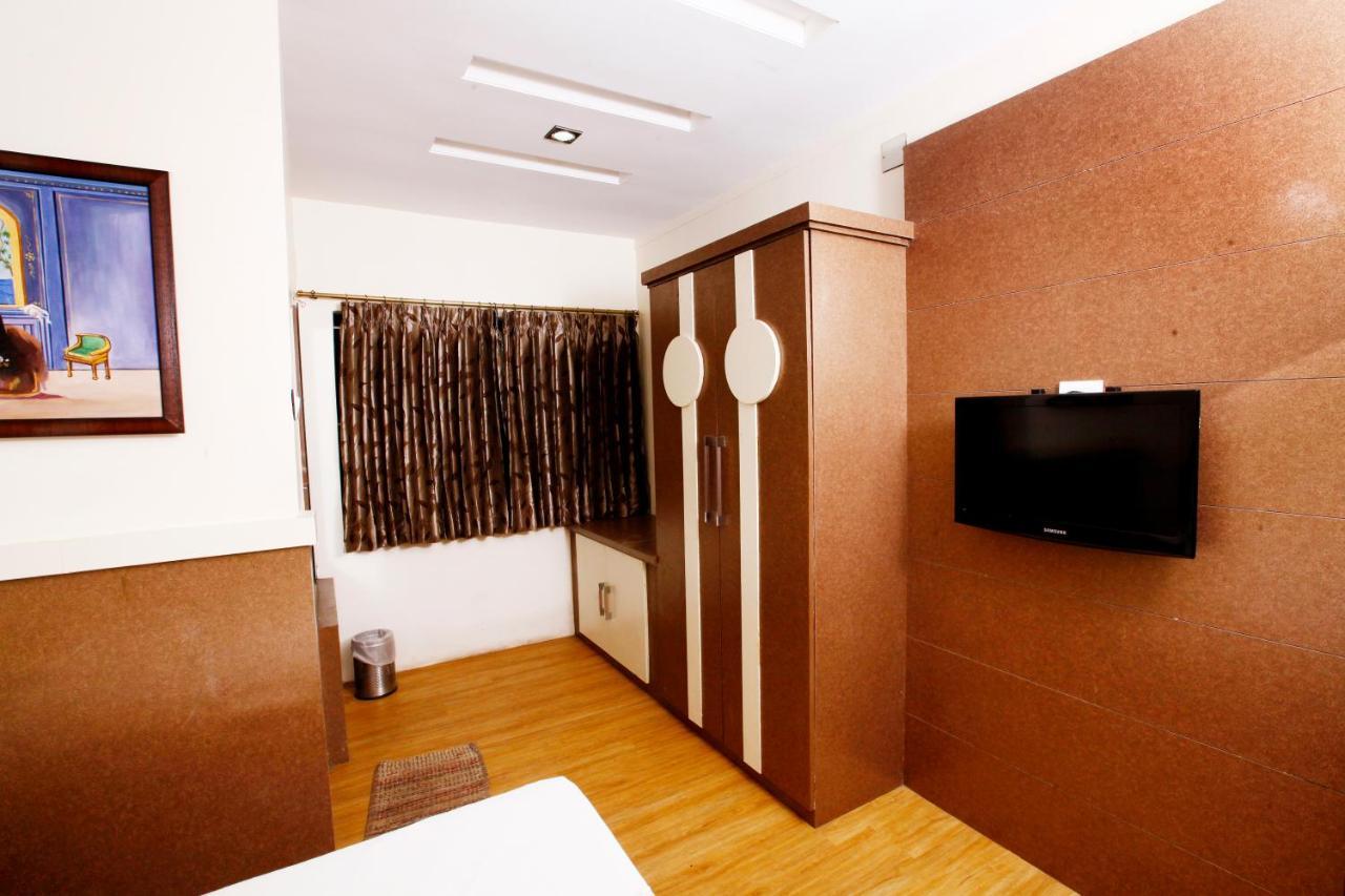 Hotel Vasantham Κοϊμπατόρε Εξωτερικό φωτογραφία