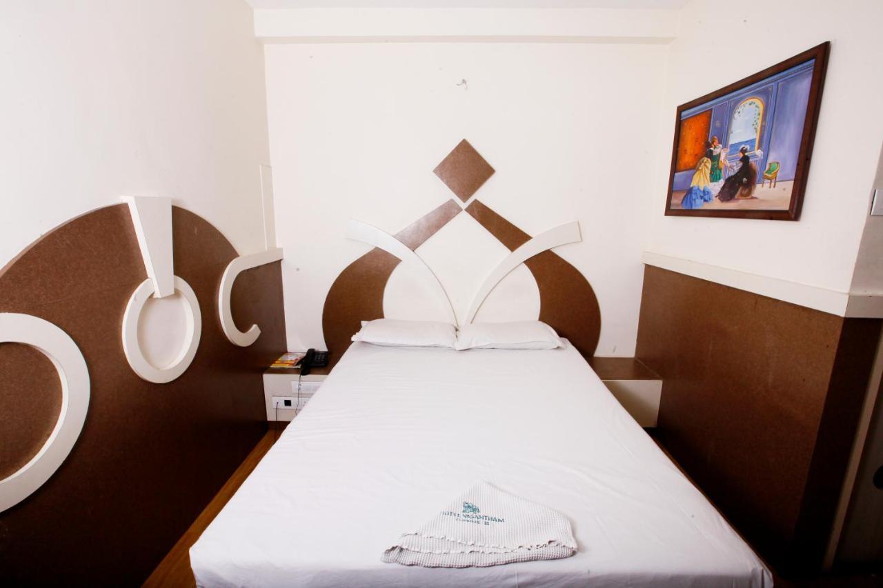 Hotel Vasantham Κοϊμπατόρε Εξωτερικό φωτογραφία